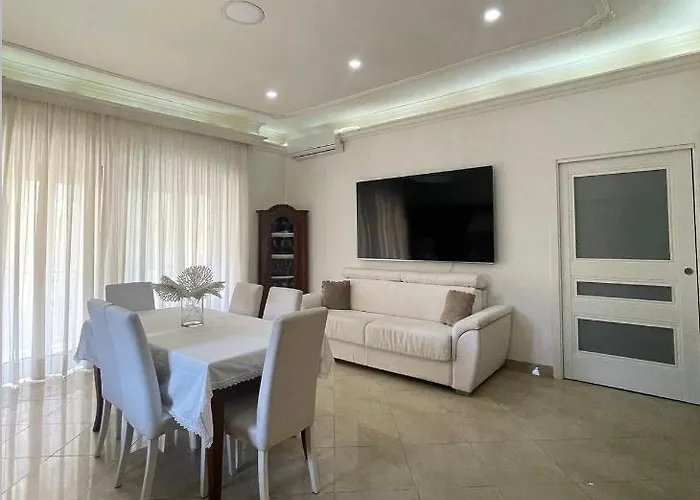 House Marì